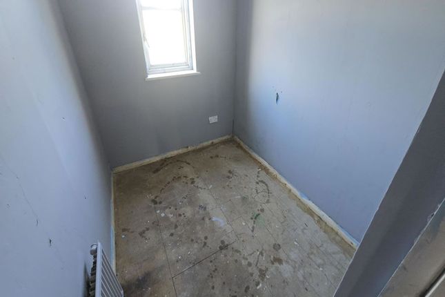 23, Nicol Place, Broxburn photo 4