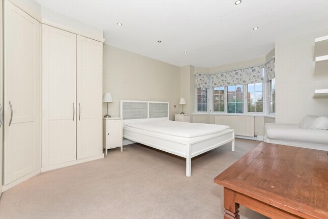 15 1, Rutland Court, London photo 3