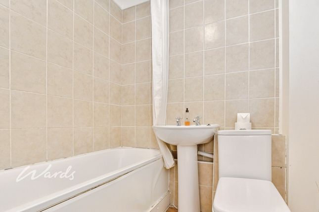 20, Bensted, Ashford photo 3