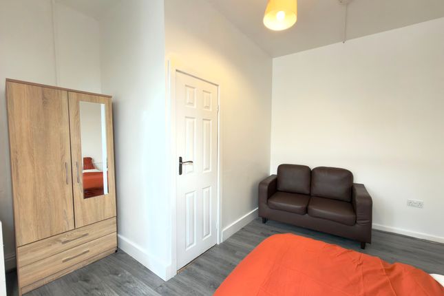 99, Gravelly Lane, Birmingham photo 4