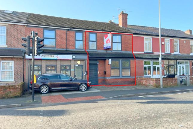 Thumbnail Office to let in Bury Old Road, Prestwich, Manchester