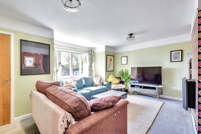 15, Larch Drive, Nottingham photo 4