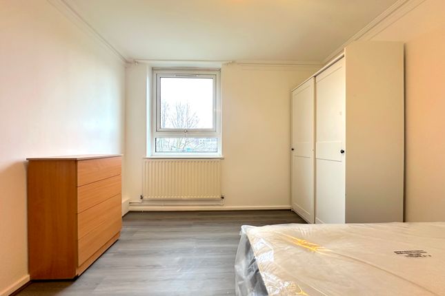 Brion Place, London photo 3