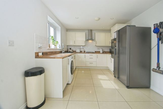 21, Y Ffordd Wen, Bargoed photo 4
