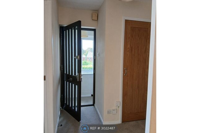 Timbermill Court, Haslemere photo 3