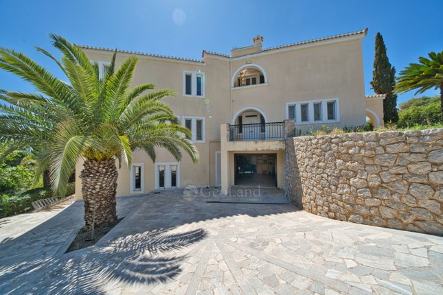 Villa for sale in Kranidi 213 00, Greece