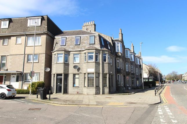 Thumbnail Flat to rent in Holburn Street, Top Floor, Aberdeen