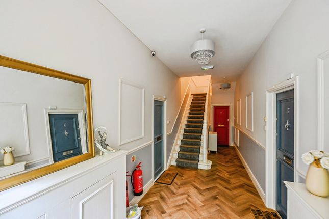 Flat 6, 11, North Road, Merseyside photo 3