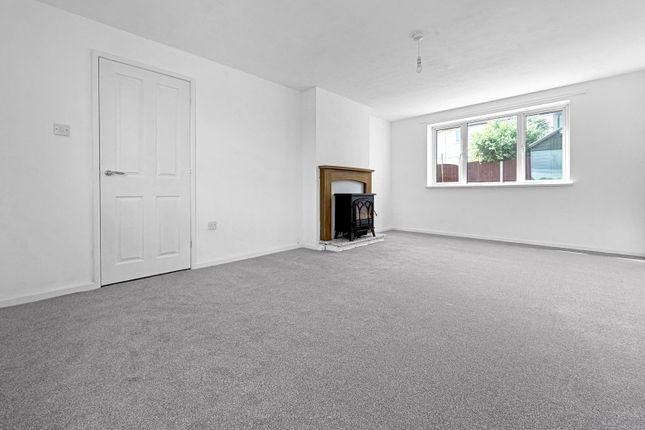 30, Hillary Grove, Carlisle photo 2
