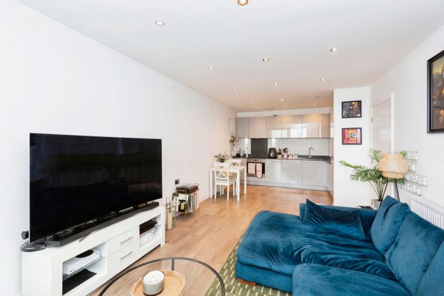 Flat for sale in Northgate Road, Barking