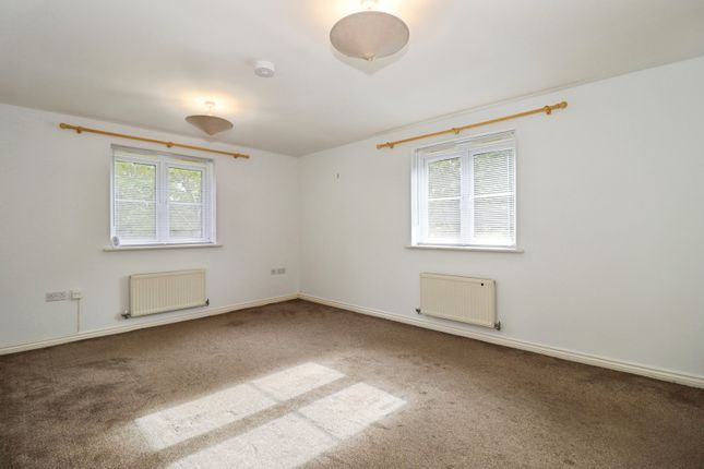 28, College Way, Bristol photo 2