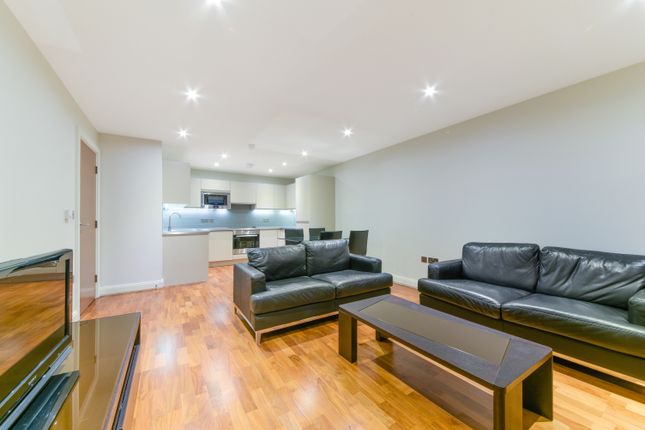 Flat to rent in Sesame Apartments, Holman Road, Battersea