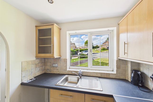6, Hardwick Close, Sheffield photo 5