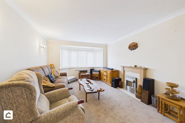 Flat 58 Sovereign Court, 21 Wannock Road, Eastbourne photo 4