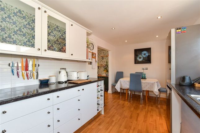 Ifield Road West Green, Crawley photo 4