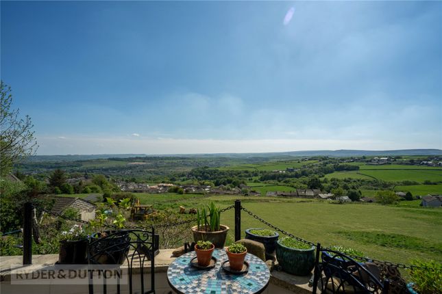 40, Taylor Lane, Huddersfield photo 2