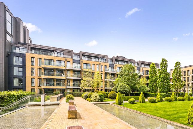 Flat for sale in Ravensbourne Apartments, 5 Central Avenue