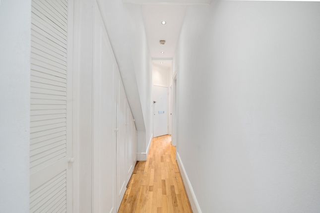Flat Ground Floor, 99, Grayshott Road, London photo 4
