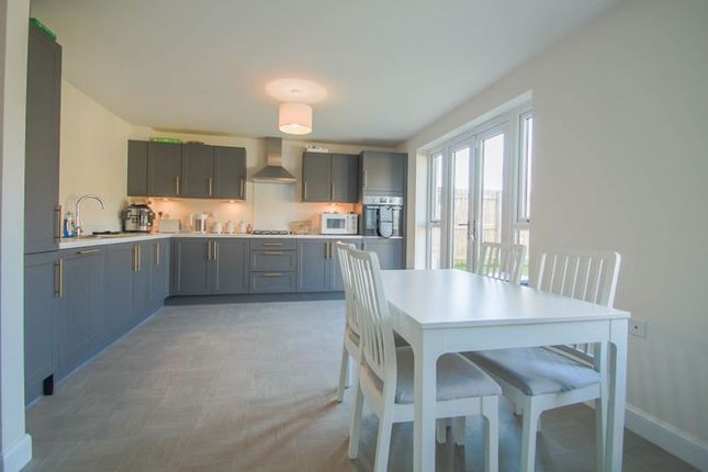 55, Paddock Rise, Wakefield photo 2