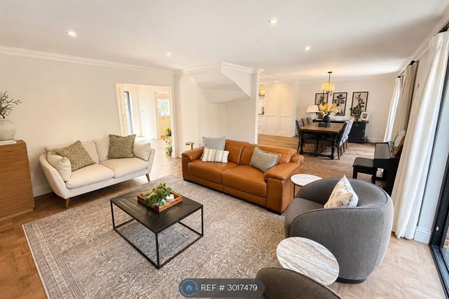 High View, Caenshill Road, Weybridge photo 4