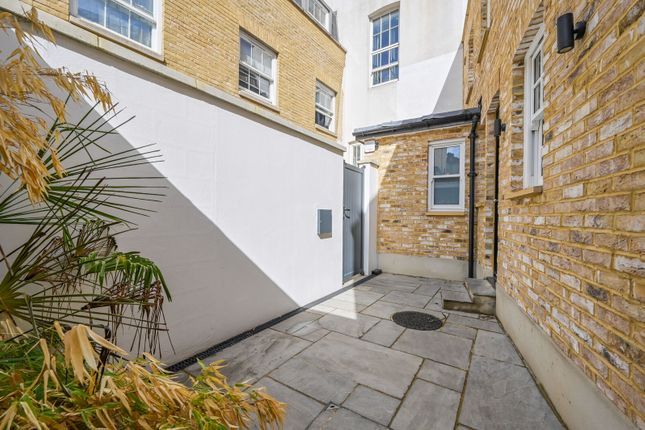 Chusan Place, Canary Wharf photo 4