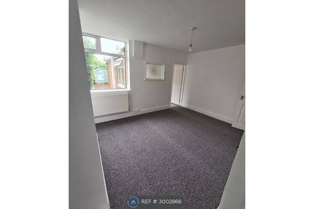 Bowers Avenue, Grimsby photo 4