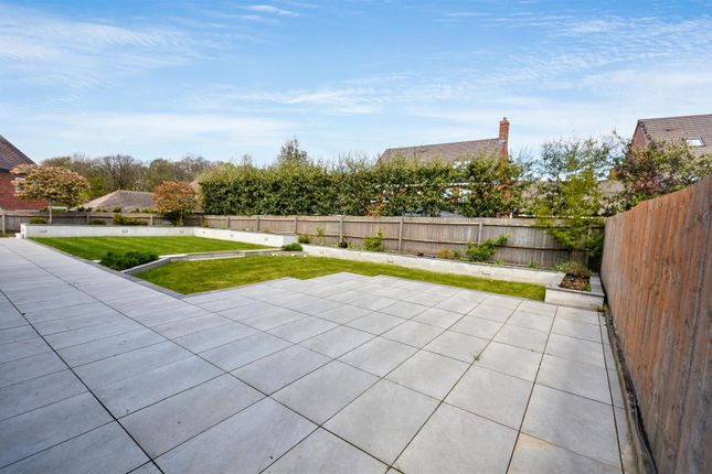 10, Josiah Drive, Stoke-On-Trent photo 4