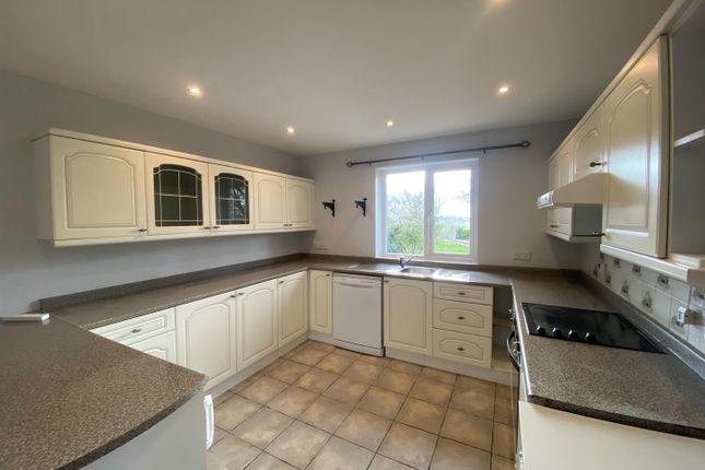 Detached house to rent in Stocklands Farm Bungalow, Stocklands Farm, Bath Road
