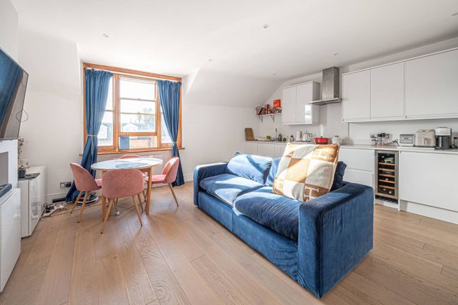Thumbnail Flat to rent in Hemstal Road, West Hampstead, London