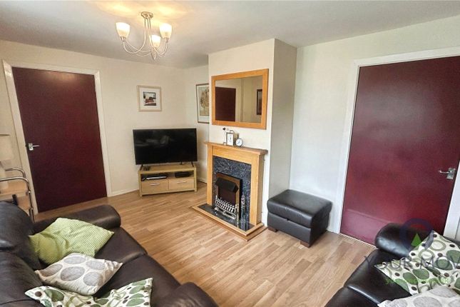 84, Birch Crescent, Rochdale photo 4
