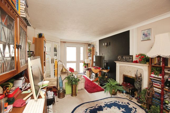 56, Tembani Court, Paignton photo 4