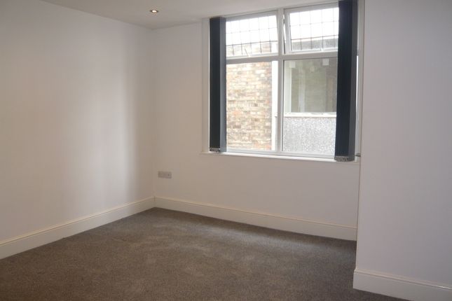 Cleveland Chambers, Apartment 6, Doncaster photo 3