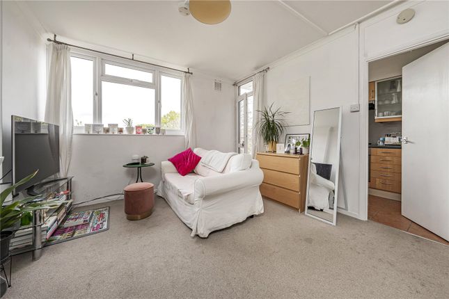 Flat 41 Avon Court,, 34 Keswick Road, London photo 2