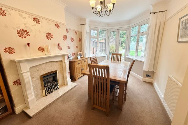 17 Dunraven Road, Swansea photo 4