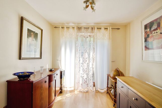 13, Alestan Beck Road, London photo 4