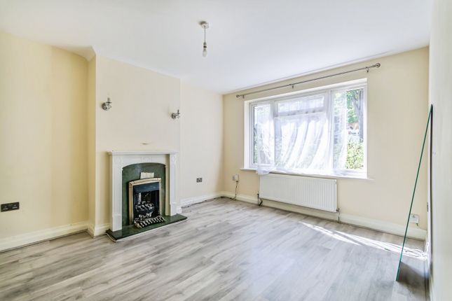 88, Foxearth Road, South Croydon photo 2