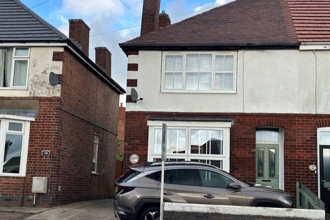 3-bed semi-detached on 410, Burton Road, Swadlincote, £190,000
