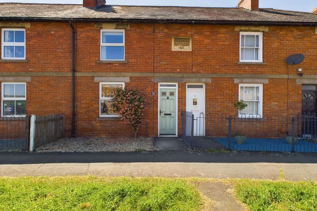 Thumbnail Terraced house for sale in Long Row, Oakham