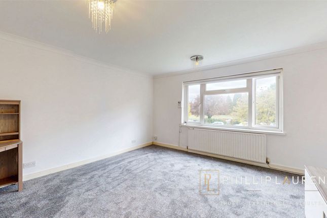 91 Cranleigh Gardens, Southall photo 5