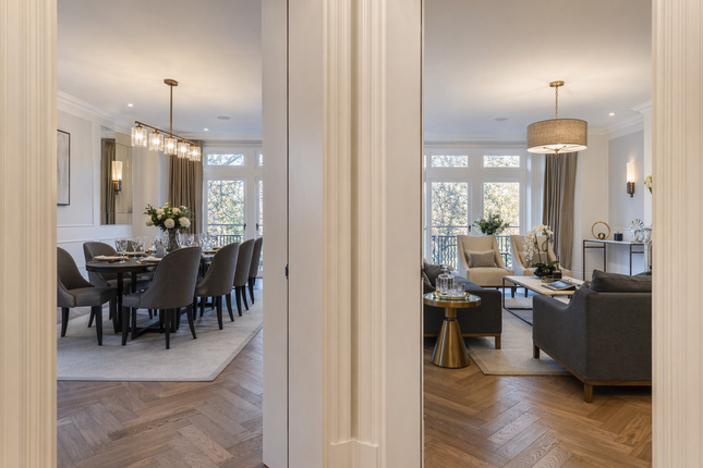 Alexandra Court, Queen's Gate, London photo 2