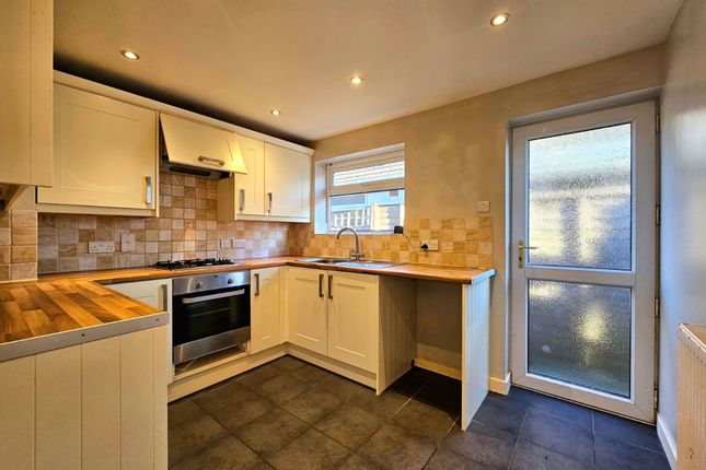6 Kingstone Avenue, Gloucester photo 2