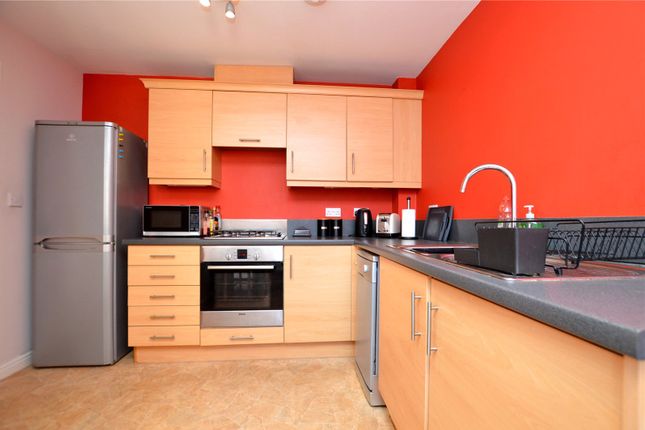 44, Broom Mills Road, Pudsey photo 4
