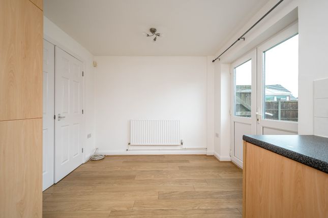 34, Lysander Drive, Warrington photo 5