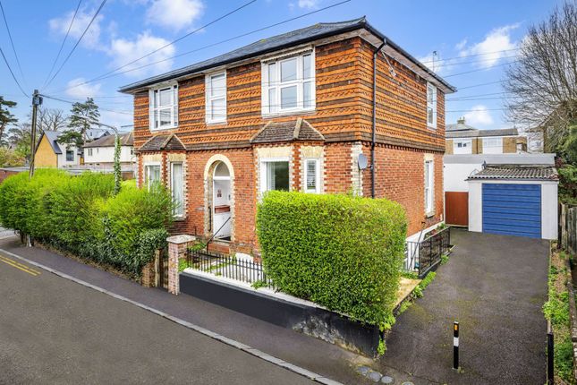 Flat for sale in Vale Road, Southborough, Tunbridge Wells