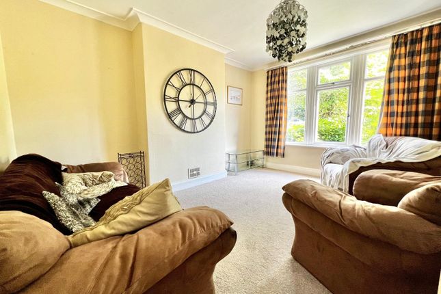 89, Otley Old Road, West Yorkshire photo 3