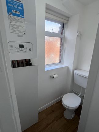 65, Holly Avenue, WALLSEND photo 5