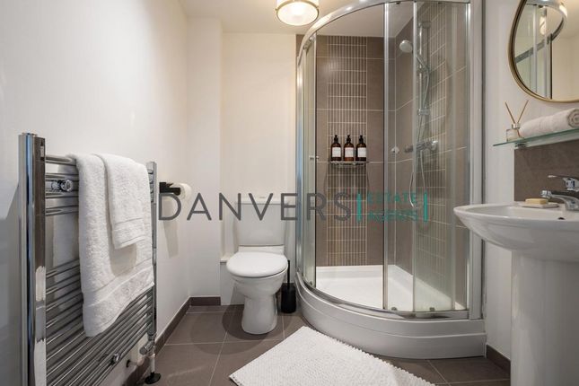 Flat 15, 100, Vaughan Way, Leicester photo 3