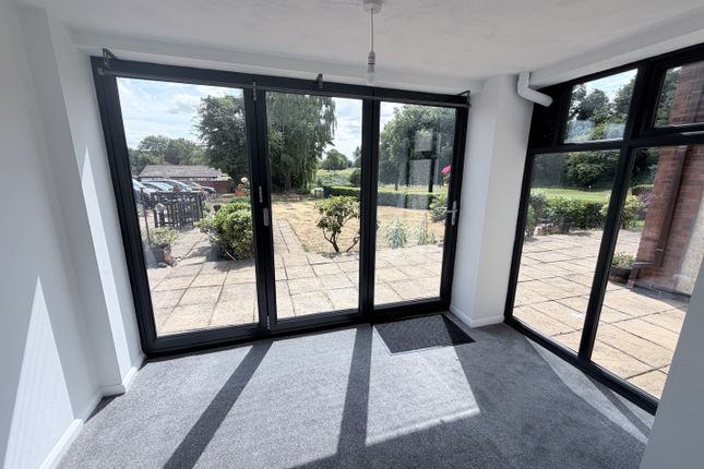 5 FAIRWAYS COURT, LEICESTER ROAD, HINCKLEY photo 5