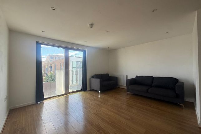 Flat 504, 87, Axe Street, Barking photo 4