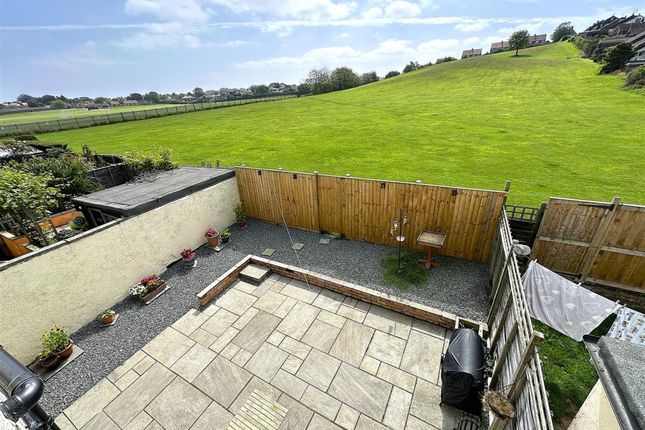 12 Linden Road, Scarborough photo 3